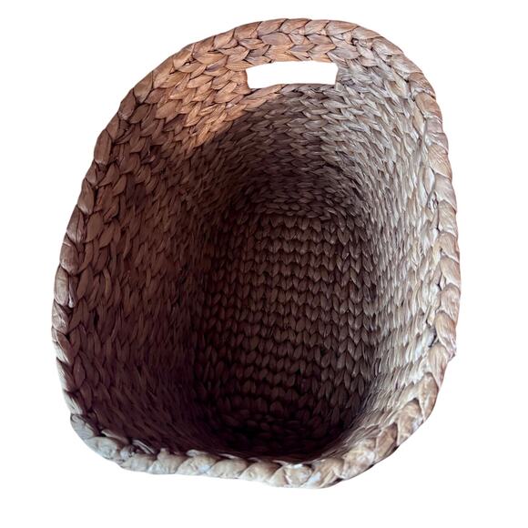 Handwoven Water Hyacinth Storage Basket - Picture 5 of 6